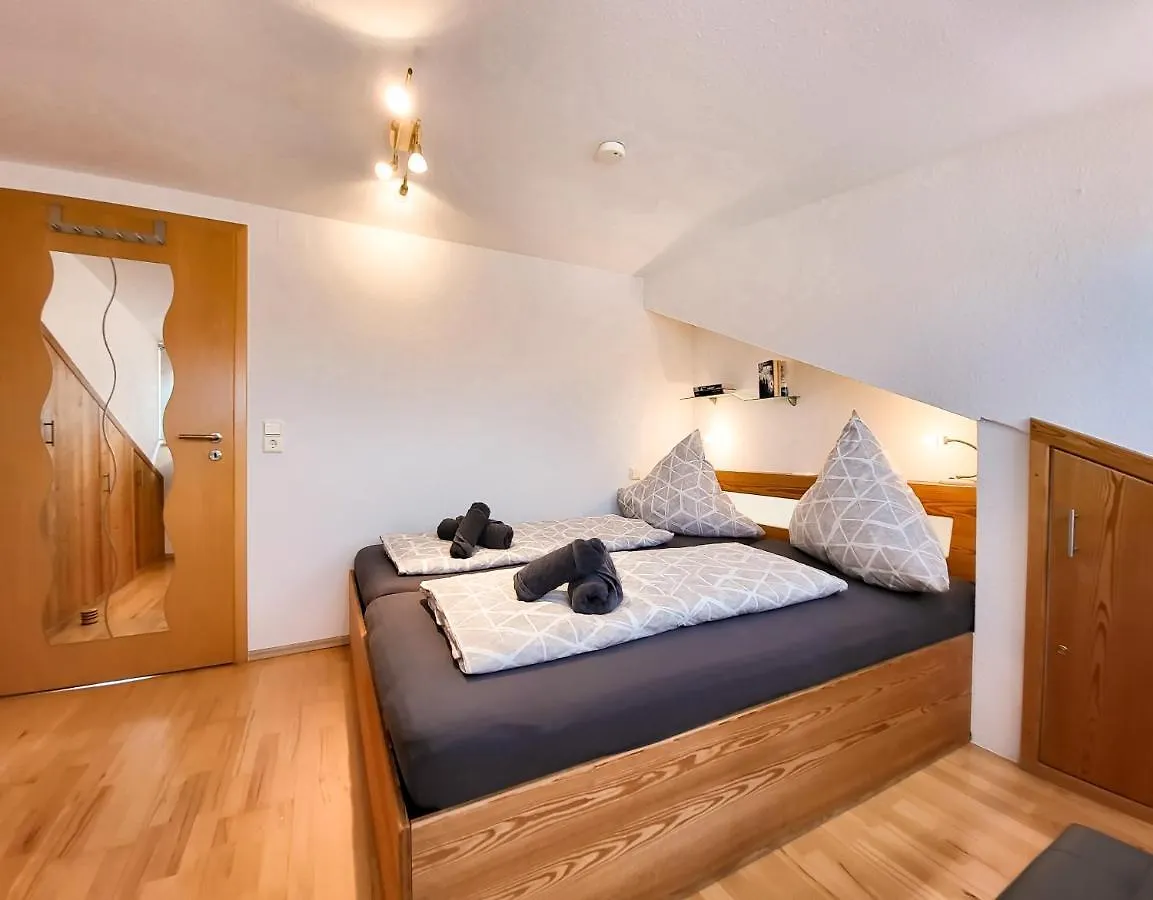 Ferienwohnung Beim Ivo Roßhaupten 0*,